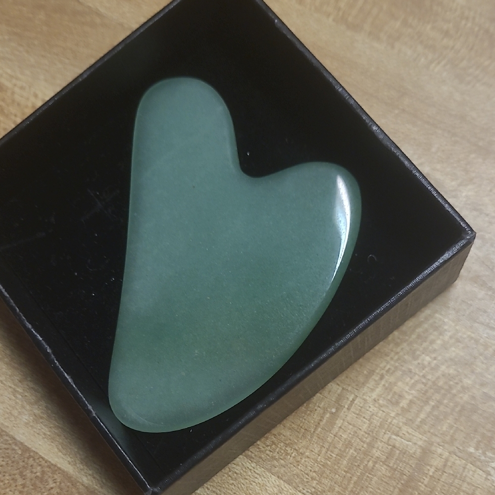 Green Gua Sha Facial Tool